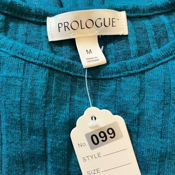 🟢 Prologue LS Basic Tee - Picture 10 of 10